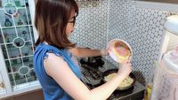 Kimi Hime, YouTuber Seksi yang Sering Masak Sendiri