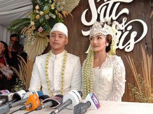 Alasan Siti Badriah Pilih Akad Nikah di Rumah Orang Tua Alasan Siti Badriah Pilih Akad Nikah di Rumah Orang Tua
