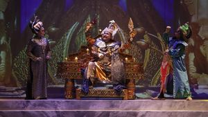 Terpukau Pementasan Teater Koma