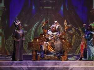 Terpukau Pementasan Teater Koma