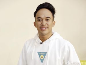 Sukses Jadi Komedian, Anwar BAB Tak Sia-sia Sudah Bergelar S2 Sukses Jadi Komedian, Anwar BAB Tak Sia-sia Sudah Bergelar S2
