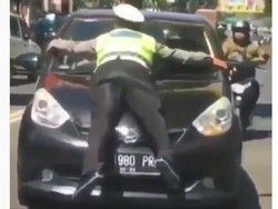 Nempel di Kap, Brigadir Natan Ungkap Alasan Pemobil Tetap Melaju