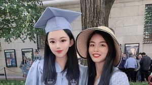 7 Wanita Edit Fotonya Biar Makin Cantik, Hasilnya Malah Diledek Netizen
