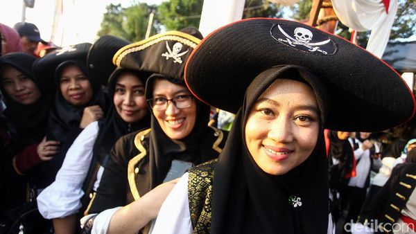 Bajak Laut Cantik hingga Wiro Sableng Ramaikan Festival Cisadane