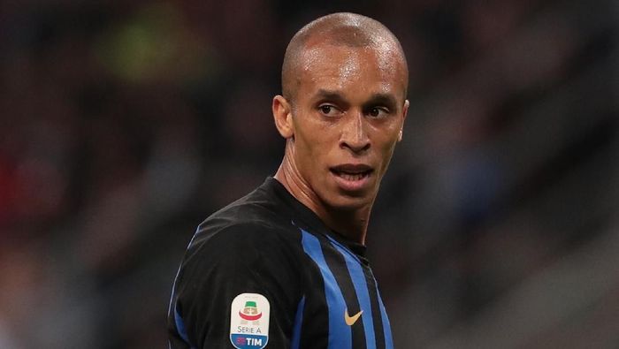 Joao Miranda akan bergabung dengan Jiangsu Suning. (Foto: Emilio Andreoli / Getty Images) Joao Miranda akan bergabung dengan Jiangsu Suning. (Foto: Emilio Andreoli / Getty Images)