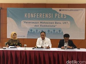 Tangkal Radikalisme, Menristek Minta Universitas Data Akun Medsos Mahasiswa Tangkal Radikalisme, Menristek Minta Universitas Data Akun Medsos Mahasiswa