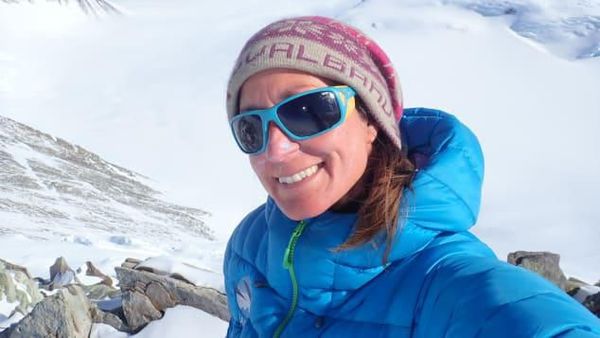 Potret Wanita Hebat, Ekspedisi Solo di Antartika