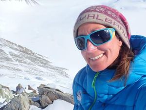 Potret Wanita Hebat, Ekspedisi Solo di Antartika