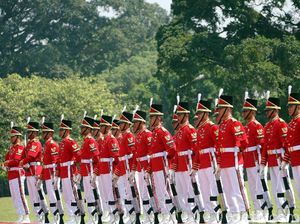 Punya Tugas Berat Lindungi Presiden dan Keluarga, Berapa Sih Gaji Paspampres?