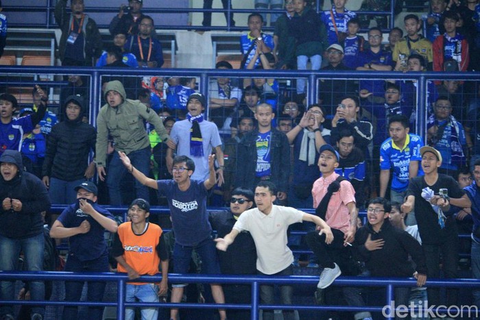 Bali United mengalahkan Persib Bandung dalam laga lanjutan Liga 1 2019 di Stadion Si Jalak Harupat, Soreang, Kabupaten Bandung, Jumat (26/7/2019). Serdadu Tridatu kalahkan Maung Bandung dengan skor 2-0.