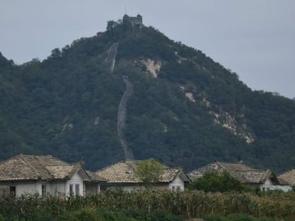 Foto: Tempat Melihat Korea Utara dari China