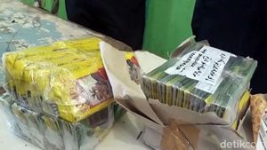 Penampakan Ratusan Jamu yang Disita dari Calon Haji Asal Surabaya