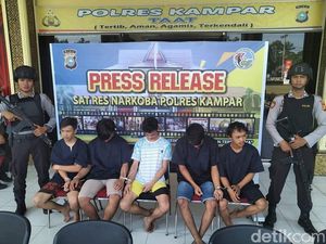 Komplotan Pengedar 4,5 Kg Sabu di Kampar Riau Diciduk