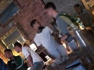 Dinamika Diego Michiels usai Nikahi Dea yang Berusia 19 Tahun Dinamika Diego Michiels usai Nikahi Dea yang Berusia 19 Tahun