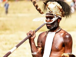 Noken Raksasa Setinggi 30 Meter Bakal Pecahkan Rekor MURI di FLB 2019