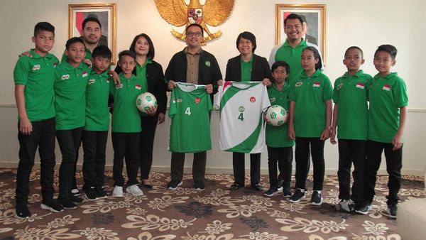 Menpora Dukung Anak-anak yang Akan Berlaga di Barcelona