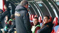 Meski bertahun-tahun jadi salah satu pilar Roma, De Rossi juga melewati masa-masa sulit. Era Zdenek Zeman pada 2012-2013 jadi salah satu musim terberat bagi De Rossi. Ia jarang dapat kesempatan main. Foto: Maurizio Lagana/Getty Images