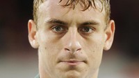 Meski demikian, De Rossi baru debut di Serie A pada musim berikutnya. Ia pertama kali mencicipi kompetisi Serie A pada Januari 2003. Foto: Stuart Franklin/Getty Images