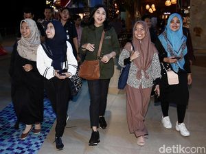 Ratusan Alumni SMA CT Arsa Nikmati Wahana Trans Studio Cibubur