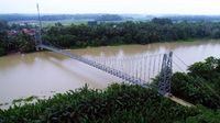 Ada Jembatan Gantung, Lebak-Serang Cuma Sepelemparan Batu