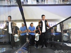 Malam Mingguan di Mal Solo, Jokowi Belikan Jan Ethes Mainan Pesawat