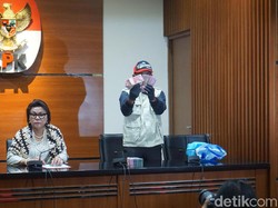 Jadi Tersangka Jual-Beli Jabatan, Bupati Kudus dan Stafnya Pernah Dibui Bareng