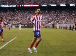 Menjelang babak pertama habis, Atletico menambah gol lagi. Diego Costa membukukan namanya untuk kedua kali di papan skor pada menit ke-45. 