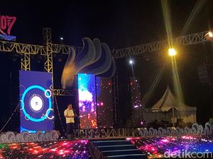 Kegembiraan Warga Sambut Manado Fiesta 2019