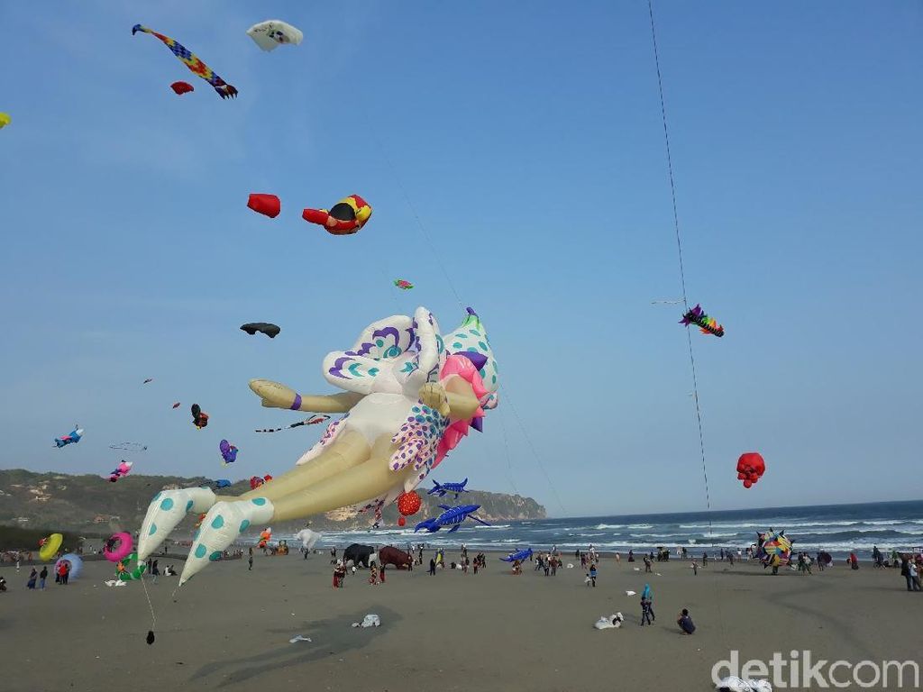 Hari Minggu, Ayo ke Festival Layang-layang di Bantul Hari Minggu, Ayo ke Festival Layang-layang di Bantul