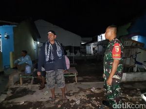 Warga Diteror Penggedor Pintu Misterius, Patroli Warga Tak Kendor Warga Diteror Penggedor Pintu Misterius, Patroli Warga Tak Kendor
