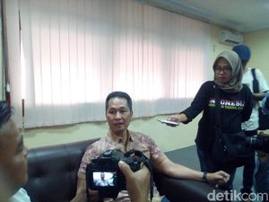 Bupati Kudus Tersangka Suap, Wabup: Saya Harap Beliau Bisa Introspeksi Bupati Kudus Tersangka Suap, Wabup: Saya Harap Beliau Bisa Introspeksi
