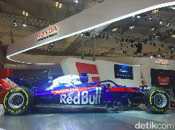 Mobil F1 Honda, Torro Rosso Sedot Perhatian Pengunjung GIIAS 2019