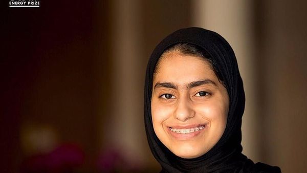 Potret Fatima Al Kaabi, Hijabers yang Jadi Penemu Robot Termuda di Arab