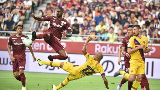 Barcelona Kalahkan Vissel Kobe 2-0