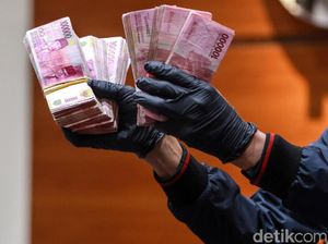 Jadi Tersangka, Bupati Kudus Bantah Terima Rp 250 Juta