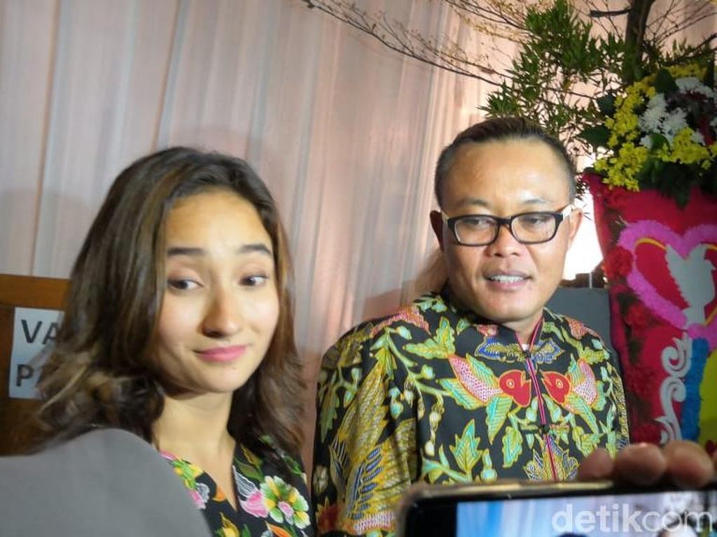 Anak Doakan Sule Segera Nikah Lagi, dengan Naomi atau Baby Shima? Anak Doakan Sule Segera Nikah Lagi, dengan Naomi atau Baby Shima?