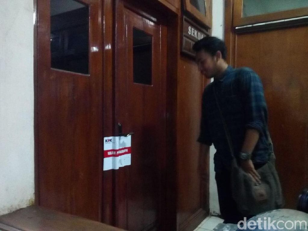 Bupati Kudus Jadi Tersangka Suap, Wabup Akan Menghadap Gubernur Ganjar Bupati Kudus Jadi Tersangka Suap, Wabup Akan Menghadap Gubernur Ganjar