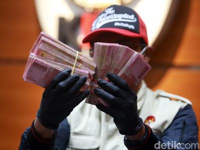 Ini Barang Bukti Kasus Suap Bupati Kudus