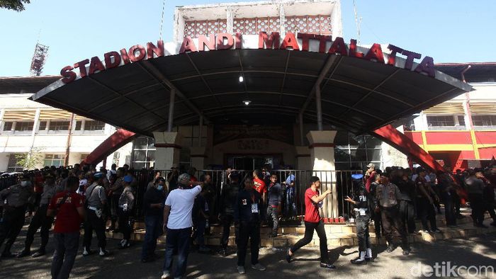 Polda Sulsel menjamin pertandingan PSM vs Persija akan aman, menyusul klaim penolakan Macan Kemayoran. (Foto: Rifkianto Nugroho) Polda Sulsel menjamin pertandingan PSM vs Persija akan aman, menyusul klaim penolakan Macan Kemayoran. (Foto: Rifkianto Nugroho)