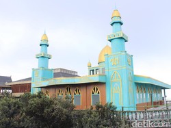 Dekat Bibir Kawah, Masjid Ini Nyaris Tak Terkena Abu Tangkuban Perahu