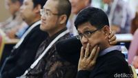 Ekspresi Laode Syarif, Basaria dan Antam Novambar Tes Psikologi Capim KPK