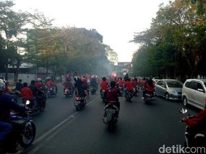 Laga Ditunda, Suporter PSM Tetap Konvoi dan Teriak Juara