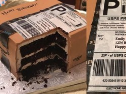 Istri Hobi Belanja Online Suami Hadiahi Kue Ultah Bentuk Paket