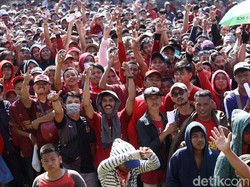 Suporter PSM Makassar memadati Stadion Andi Mattalatta, Minggu (28/7/2019).