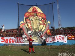 Persija Diangkut Rantis Sejak dari Bandara Hingga Pulang