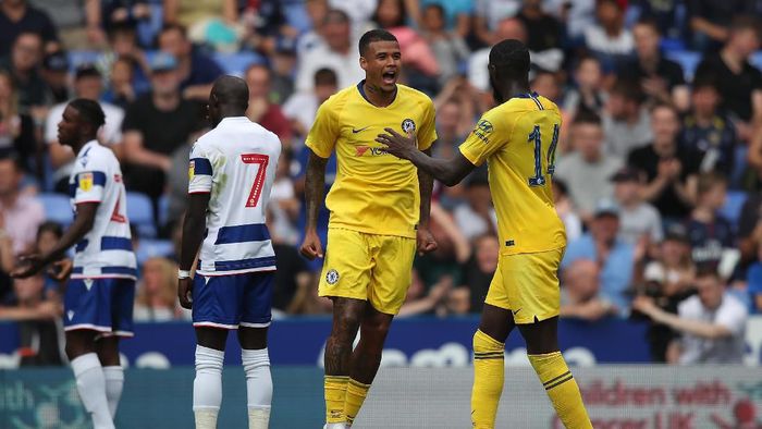 Chelsea menang tipis atas Reading 4-3 di laga pramusim. (Foto: Christopher Lee / Getty Images) Chelsea menang tipis atas Reading 4-3 di laga pramusim. (Foto: Christopher Lee / Getty Images)