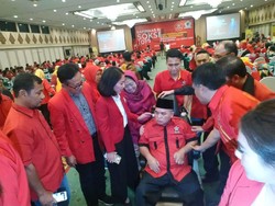 Bamsoet Deklarasi Jadi Caketum Golkar di Rapimnas Soksi, Akom Hadir