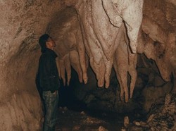 Gumbasalu, Gua Penuh Stalaktit Cantik di Donggala
