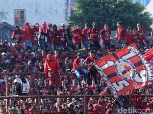 Suporter Boleh Bawa Spanduk dan Bendera di Laga PSM vs Persija, tapi...