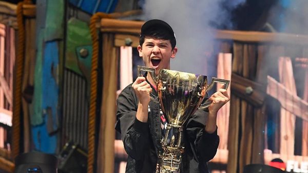 10 Atlet eSport dengan Pendapatan Tertinggi di Tahun 2019